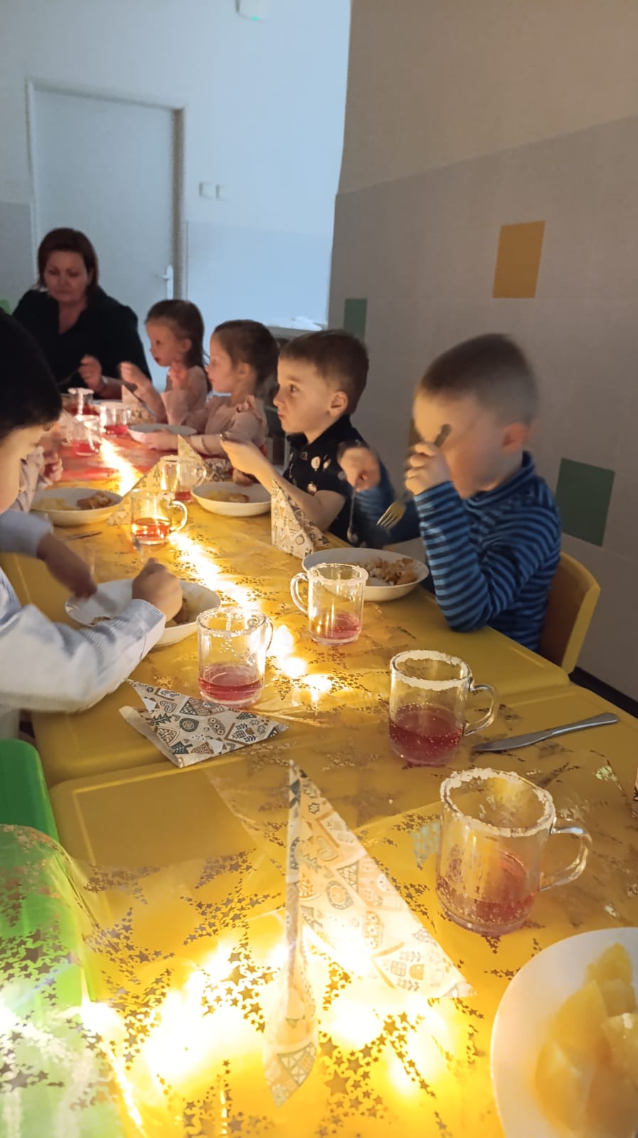 d07923e2-d709-4a2b-94db-e6076c5ffcf5