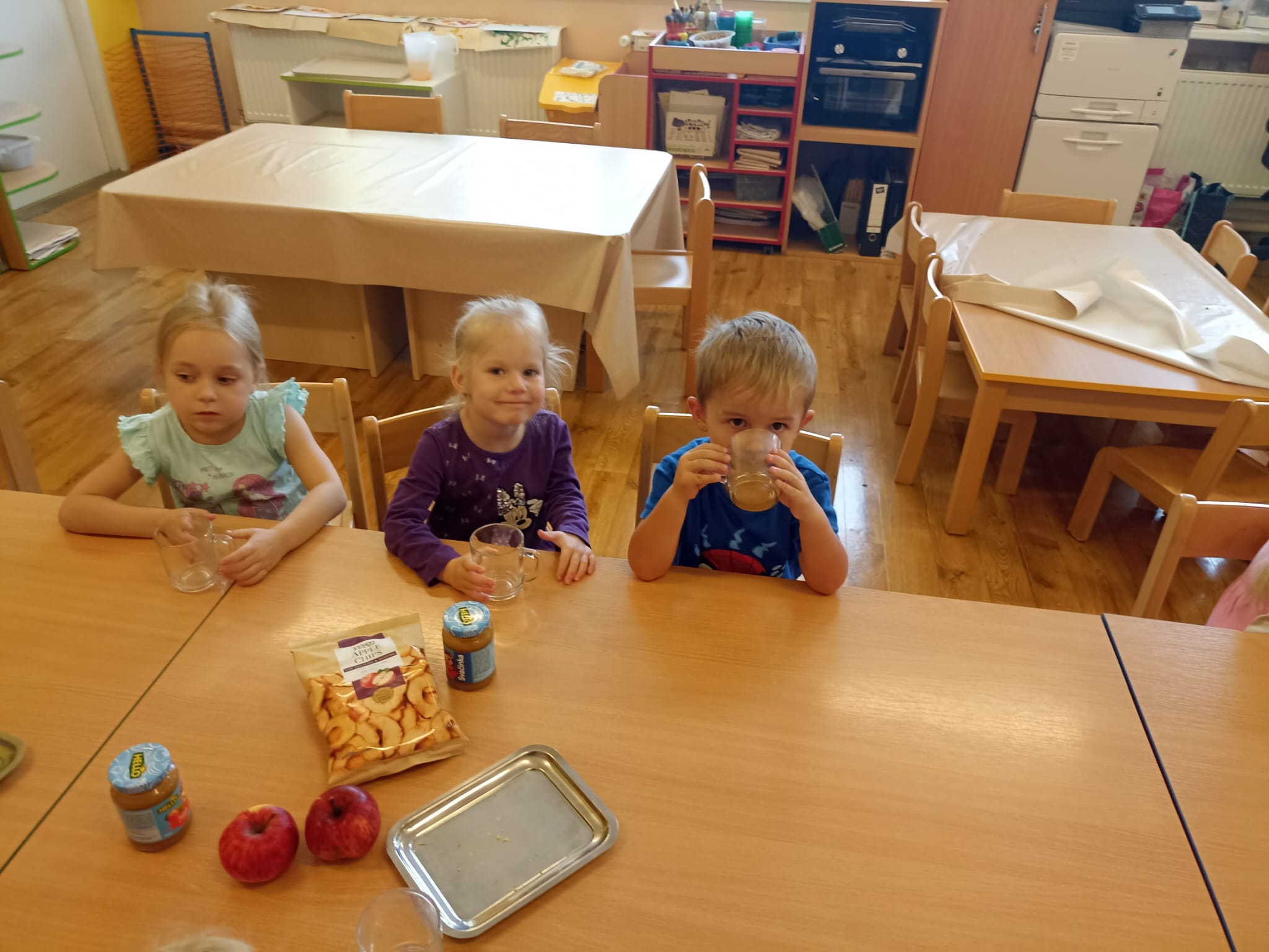 085a4784-85f5-4d40-b0ee-b885e8cbdc31