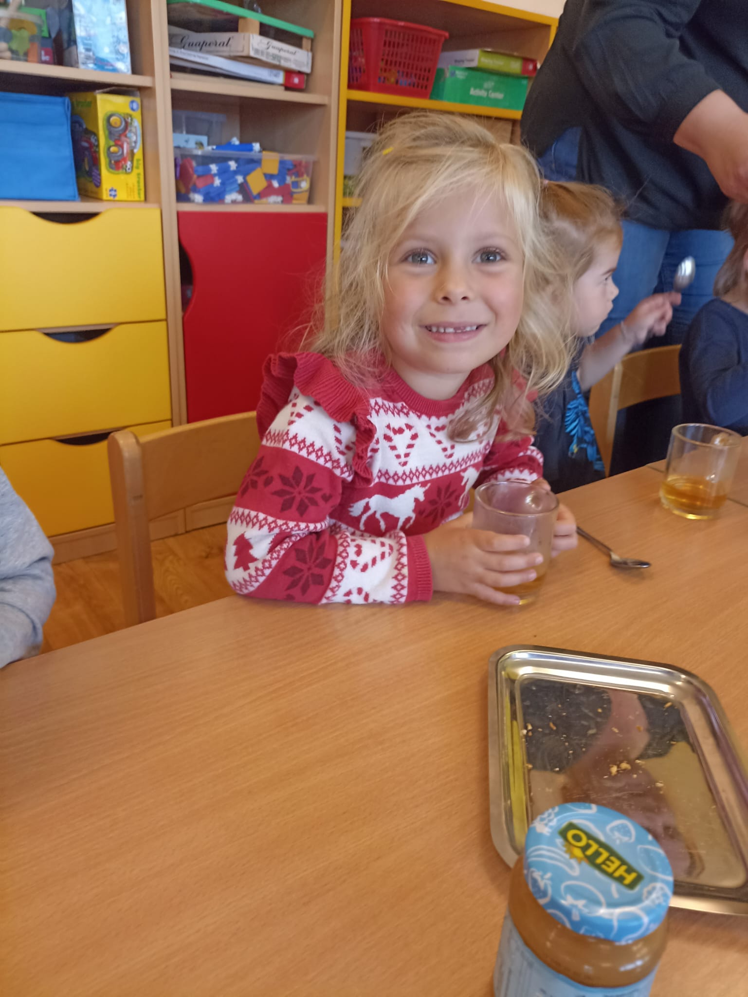 d6221d58-7f17-4a28-9460-f64079e338fd