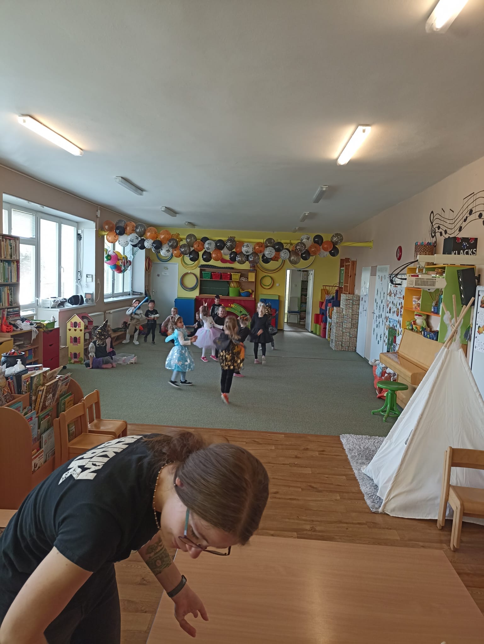 921787b9-e90c-45c4-84c5-86a629b42711