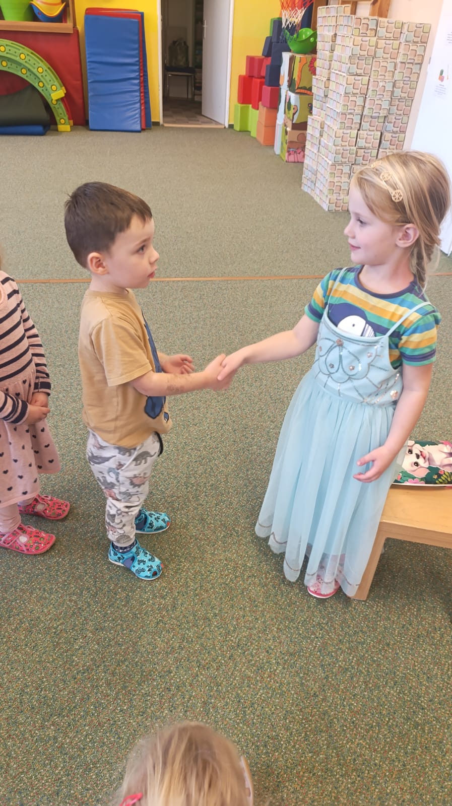 35c60103-b9a9-47f8-be12-fb9d6647bda1