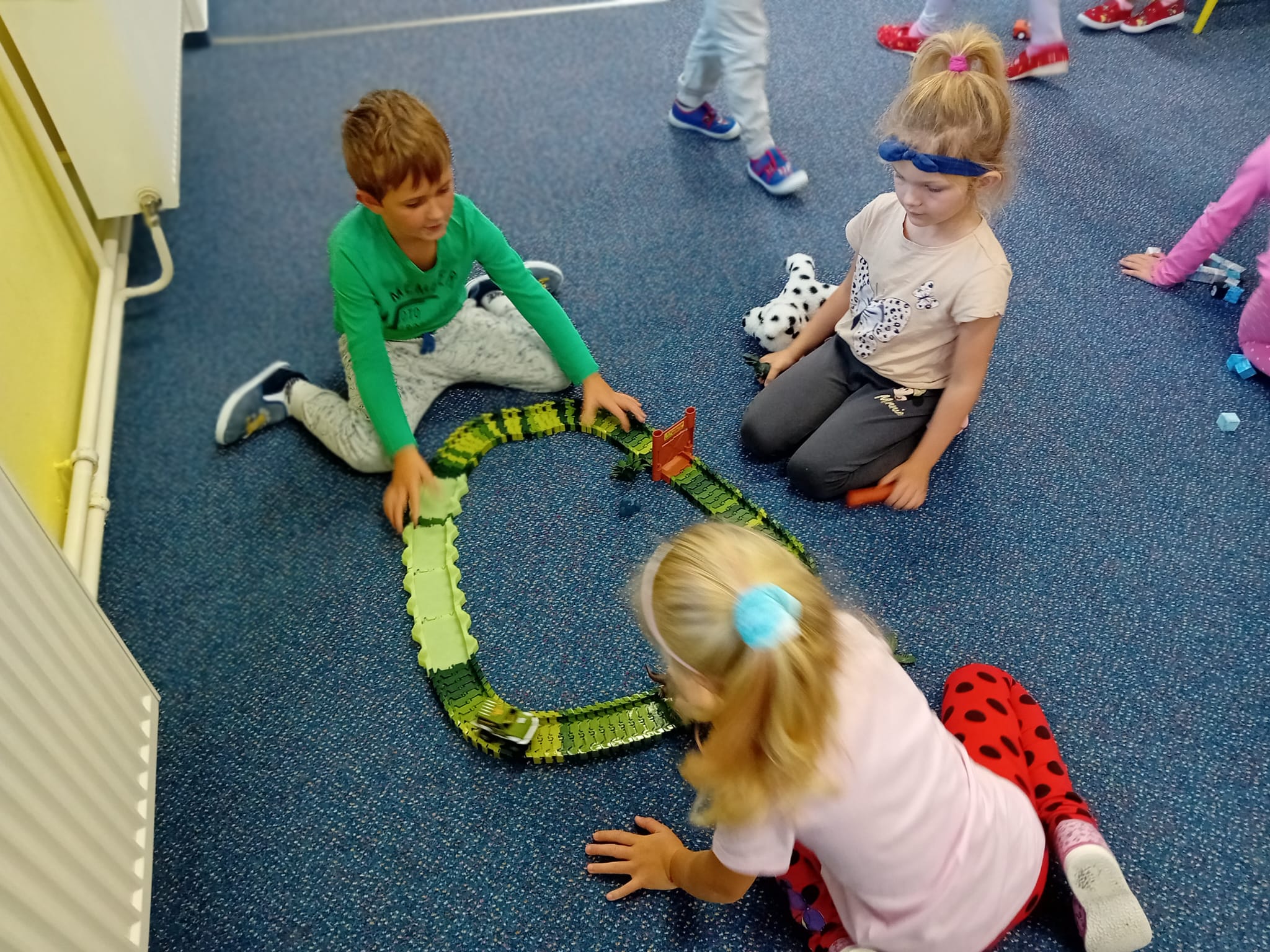 WhatsApp Image 2025-11-23 at 15.42.10 (2)