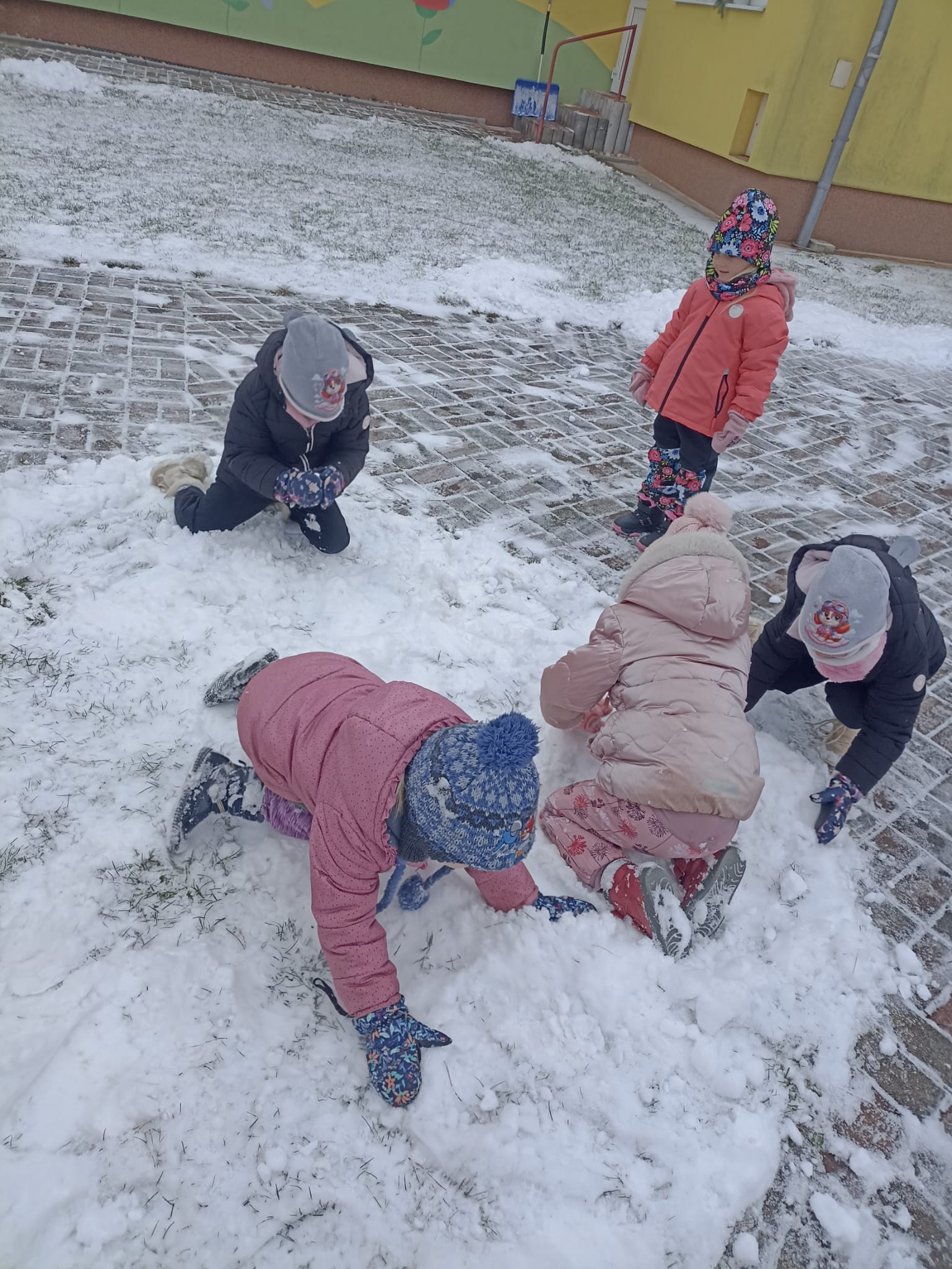 69f46b64-f2f8-4d90-898a-225ef1f86804