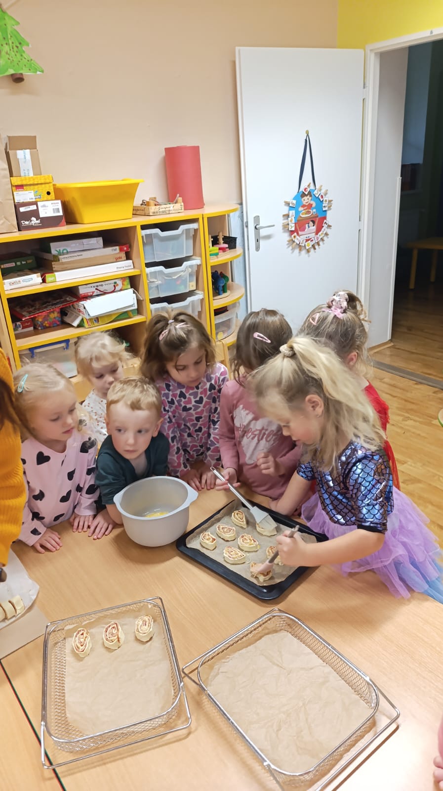 75bbf96b-513a-484e-9ebb-6c7a5f973509